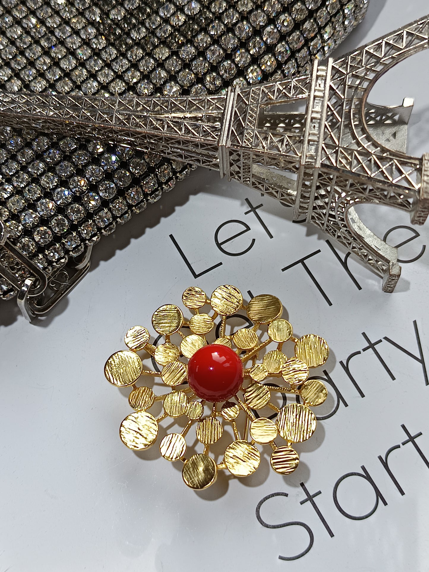 Brosche "Golden snowflake" - Gorgeous Kollektion
